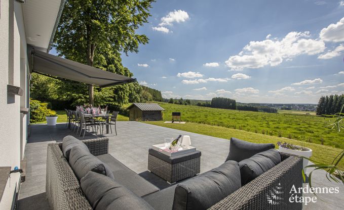 Holiday home for 8 persons with an outdoor pool in the Ardennes (Saint-Hubert)