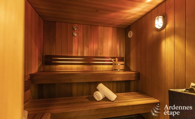 Holiday cottage in Saint-Hubert for 8 persons in the Ardennes