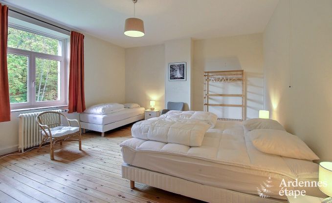 Spacious holiday home in Saint-Hubert with playroom, garden and 6 bedrooms for 20 people in the Ardennes