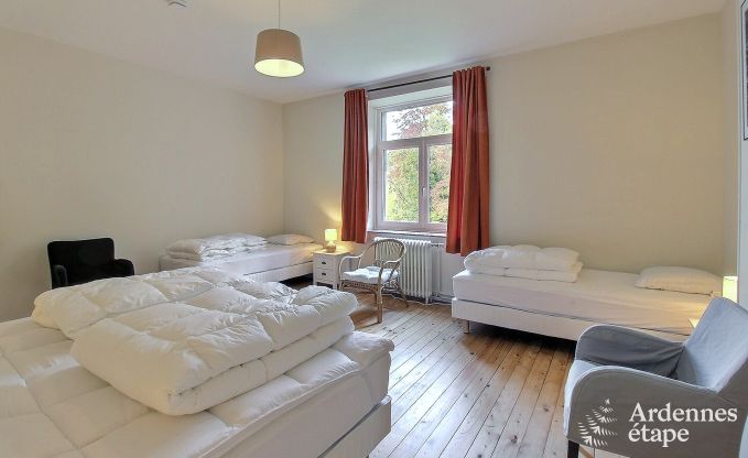 Spacious holiday home in Saint-Hubert with playroom, garden and 6 bedrooms for 20 people in the Ardennes
