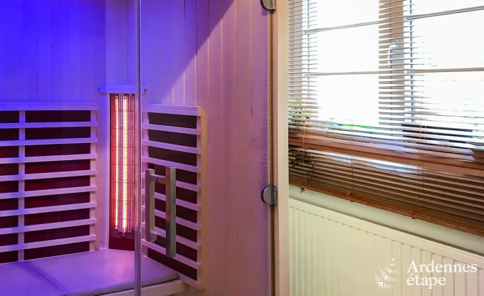 Holiday cottage in Saint-Hubert for 8 persons in the Ardennes