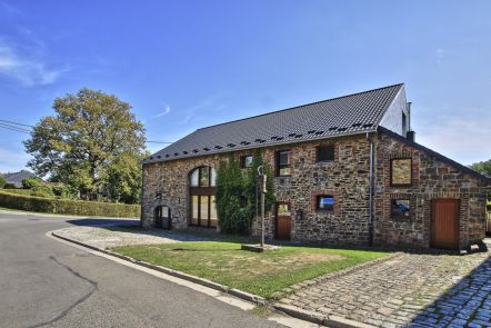 Holiday home in Sainte-Ode: comfort for 6 people in the heart of the Ardennes