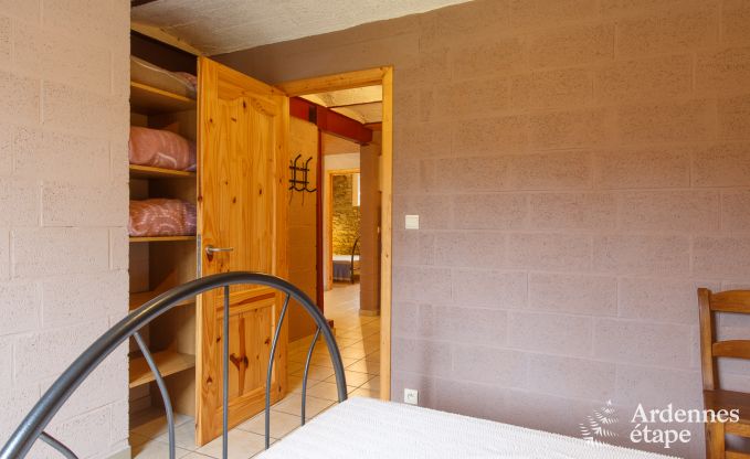 Holiday home in Sainte-Ode: haven of peace in the Ardennes for 6 people with modern amenities