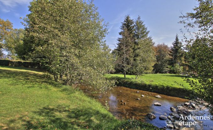 Holiday home in Sainte-Ode: haven of peace for 8 people with terrace and garden in the Ardennes