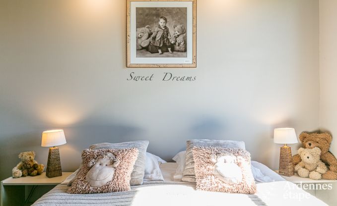 Holiday cottage in Sainte-Ode for 9 persons in the Ardennes