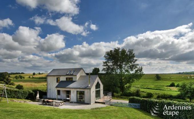 Holiday cottage in Sainte-Ode for 9 persons in the Ardennes