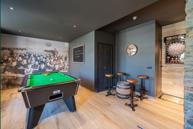 Luxury villa in Sainte-Ode for 16 persons in the Ardennes