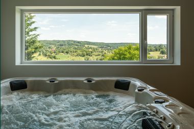Holiday home Sippenaeken: charming accommodation for 15 people with jacuzzi and private garden in the Ardennes