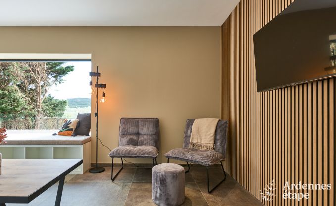 Holiday home Sippenaeken: charming accommodation for 15 people with jacuzzi and private garden in the Ardennes