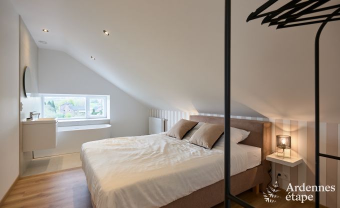Holiday home Sippenaeken: charming accommodation for 15 people with jacuzzi and private garden in the Ardennes