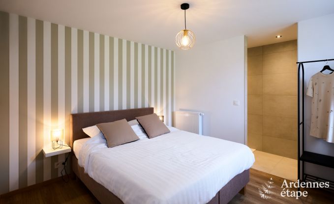 Holiday home Sippenaeken: charming accommodation for 15 people with jacuzzi and private garden in the Ardennes