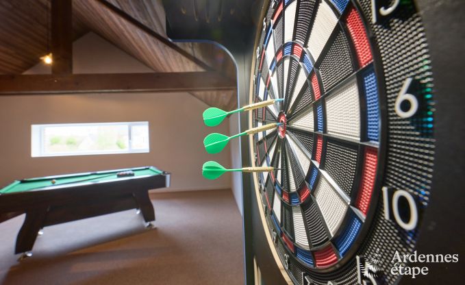 Holiday home Sippenaeken: charming accommodation for 15 people with jacuzzi and private garden in the Ardennes