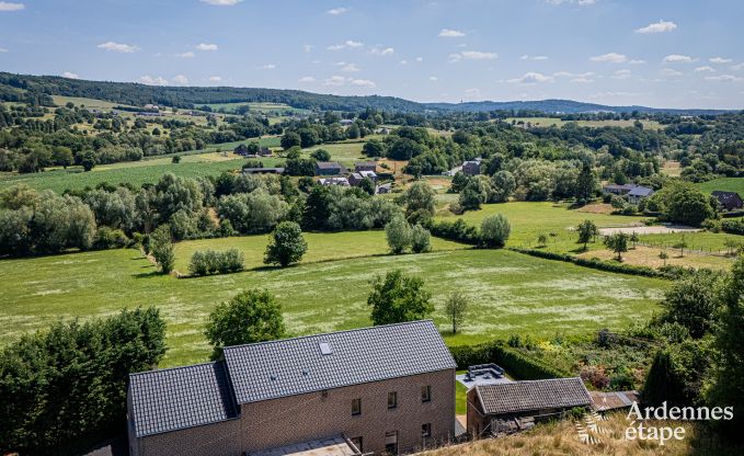 Holiday home Sippenaeken: charming accommodation for 15 people with jacuzzi and private garden in the Ardennes