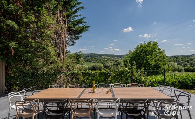 Holiday home Sippenaeken: charming accommodation for 15 people with jacuzzi and private garden in the Ardennes