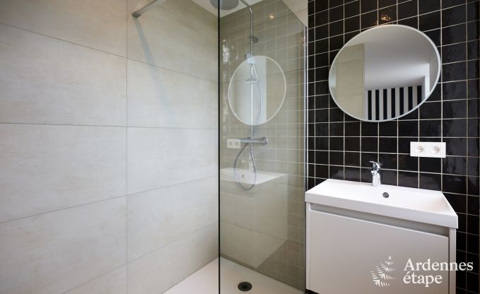 Holiday home Sippenaeken: charming accommodation for 15 people with jacuzzi and private garden in the Ardennes