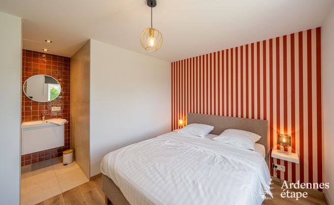 Holiday home Sippenaeken: charming accommodation for 15 people with jacuzzi and private garden in the Ardennes