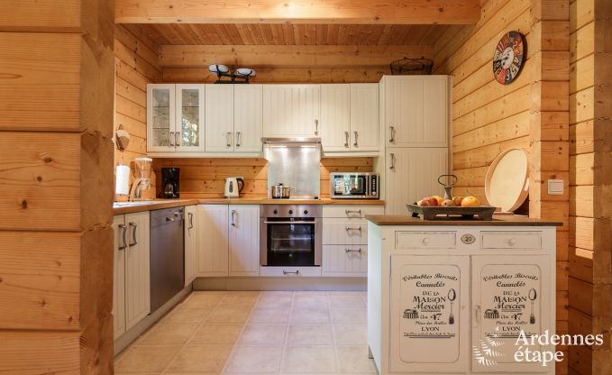 Wooden chalet for rent for 8 people in the Ardennes (Somme-Leuze)
