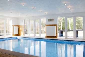 Luxury holiday villa for pool and wellness for 15 pers. in Sourbrodt