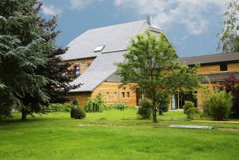 Holiday house for 15 persons in Sourbrodt with a beautiful equipment