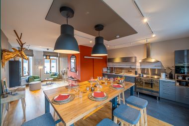 Charming flat in Spa, perfect for families and groups, close to the forest.