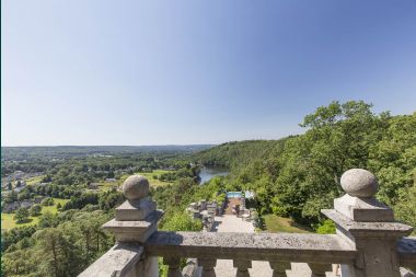 Castle in Spa for 32 persons in the Ardennes