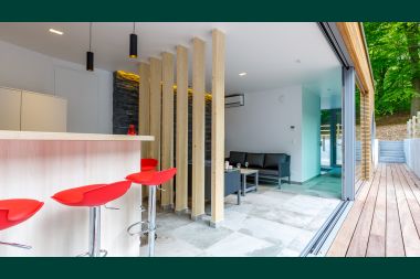 Spacious luxury villa in Spa for 15 people with 5 bedrooms, sauna, outdoor pool and private garden