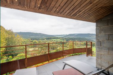 Chalet for 4 people in Stavelot with jacuzzi, wood stove and private terrace