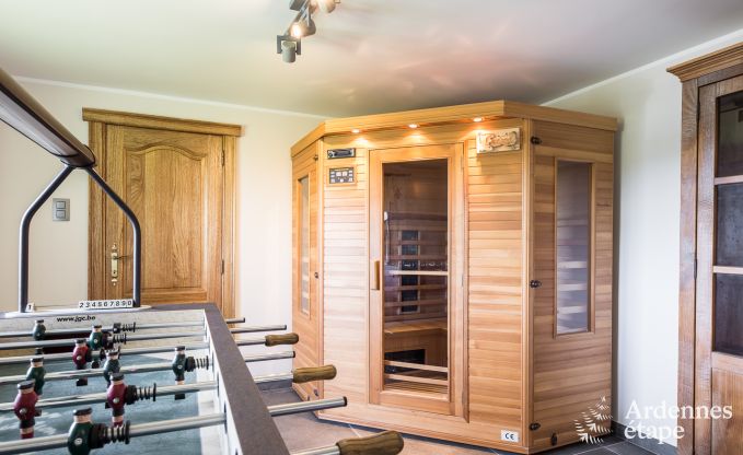 Holiday home for eight people with sauna on the heights of Stavelot.