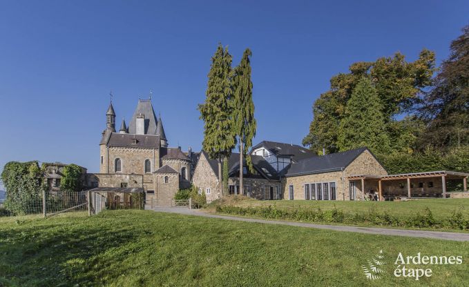 Former castle transformed into luxurious villa for 22 people in Stoumont