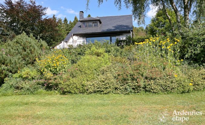 Holiday country house with superb view to rent in Stoumont