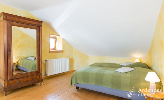 Comfortable and spacious apartment for 8 people in Stoumont