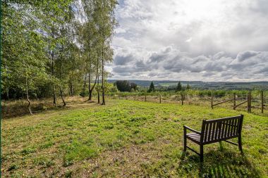 Cozy chalet in Tenneville for 4 persons/3 adults with 2 bedrooms, playroom, baby corner and panoramic view