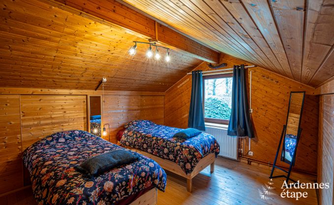 Modern and comfortable chalet in Tenneville for four people - with sauna, private garden and proximity to Saint-Hubert