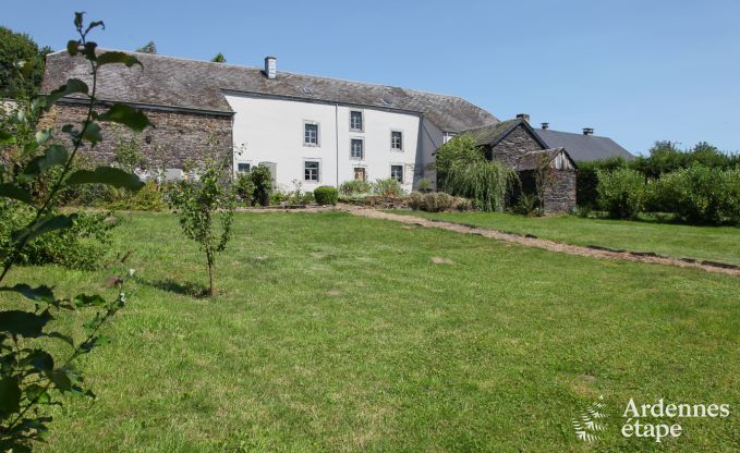 Magnificent 1800s farm converted into a holiday cottage for 8 persons