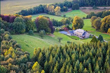 Luxury villa in Tenneville for 26 persons in the Ardennes