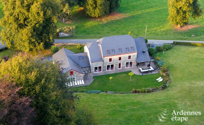 Beautiful 4* villa for 26 pers. in the Ardennes (Tenneville)