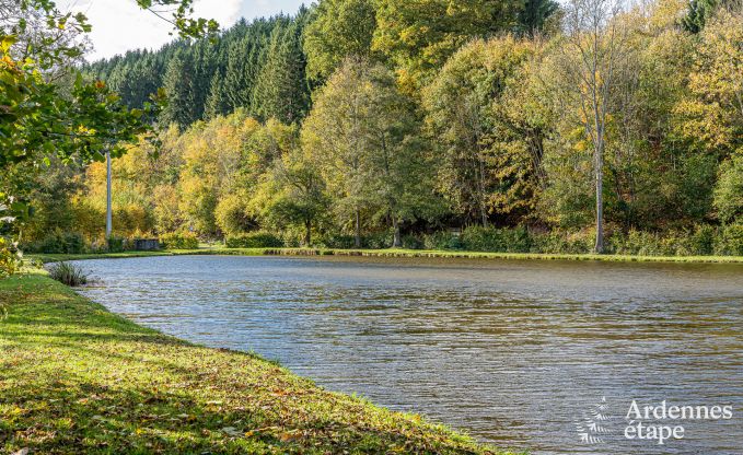 Spacious chalet for 8 people in Trois-Ponts with indoor-outdoor pool, sauna and private terrace by the water