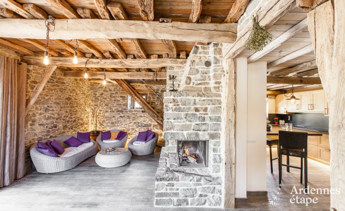 Old barn transformed into a luxury cottage for 8 people in Trois-Ponts