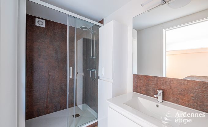 Spacious loft for 5 people with 2 bedrooms, jacuzzi and private terrace in Trois-Ponts