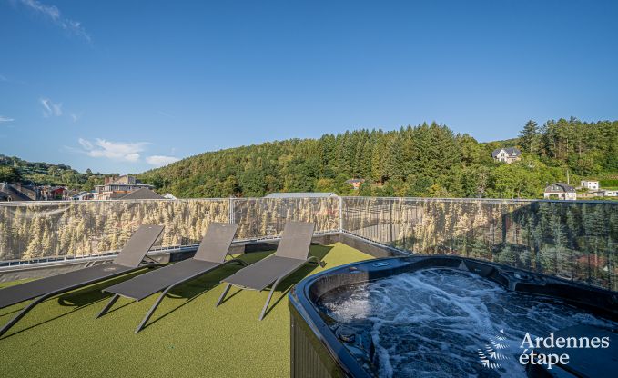 Spacious loft for 5 people with 2 bedrooms, jacuzzi and private terrace in Trois-Ponts
