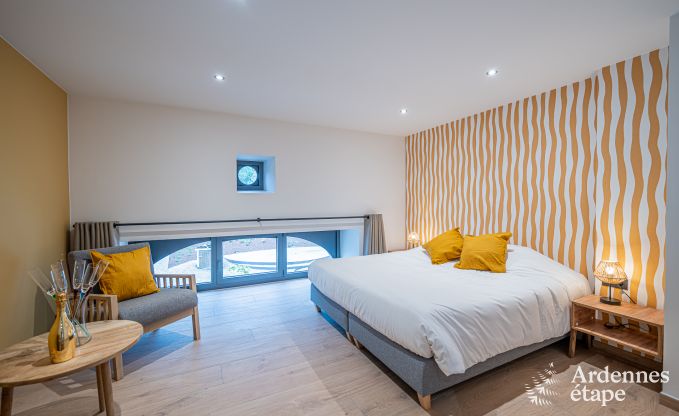 Renovated old barn for 10 people on the C�tes de Wanne