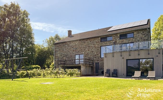 Renovated old barn for 10 people on the C�tes de Wanne