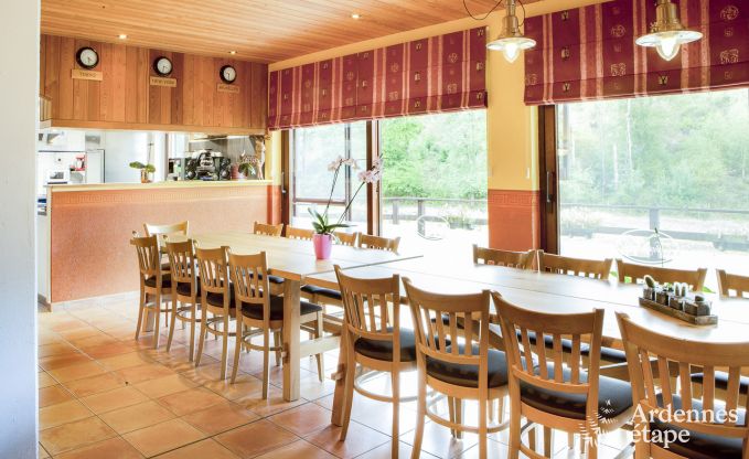 Former hotel for 28 people near Vaux-sur-Sûre with beautiful garden