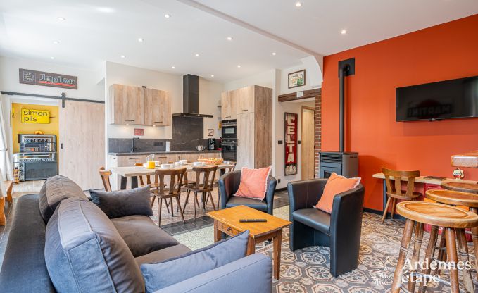 Unique holiday home with 2 bedrooms in Vaux-sur-Sure