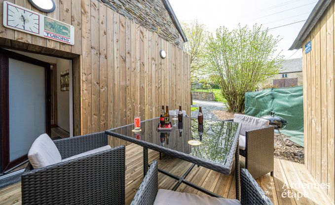 Unique holiday home with 2 bedrooms in Vaux-sur-Sure