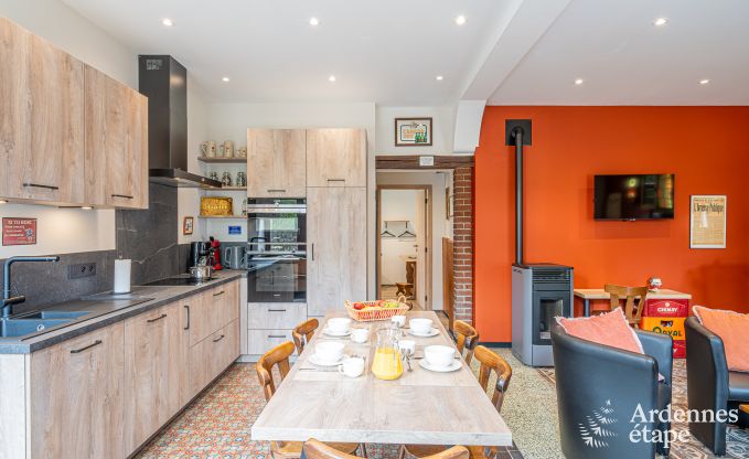 Unique holiday home with 2 bedrooms in Vaux-sur-Sure