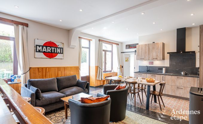 Unique holiday home with 2 bedrooms in Vaux-sur-Sure