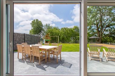 Luxury villa in Vaux-sur-Sûre for 6/9 persons in the Ardennes