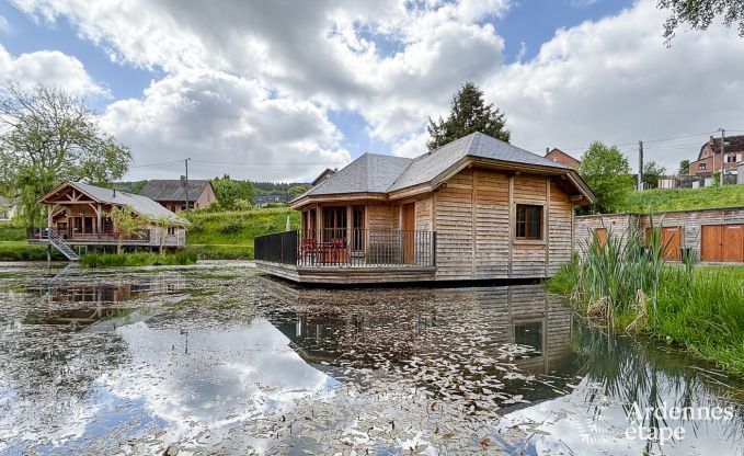 Unique stay in the Ardennes: Comfortable stilt house for 5 people in Vencimont