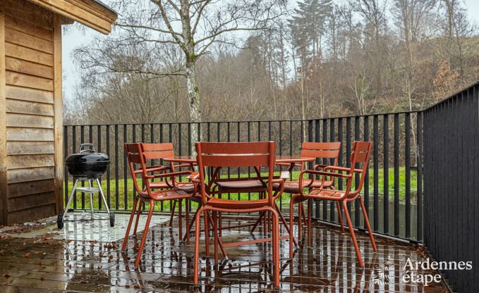 Unique stay in the Ardennes: Comfortable stilt house for 5 people in Vencimont
